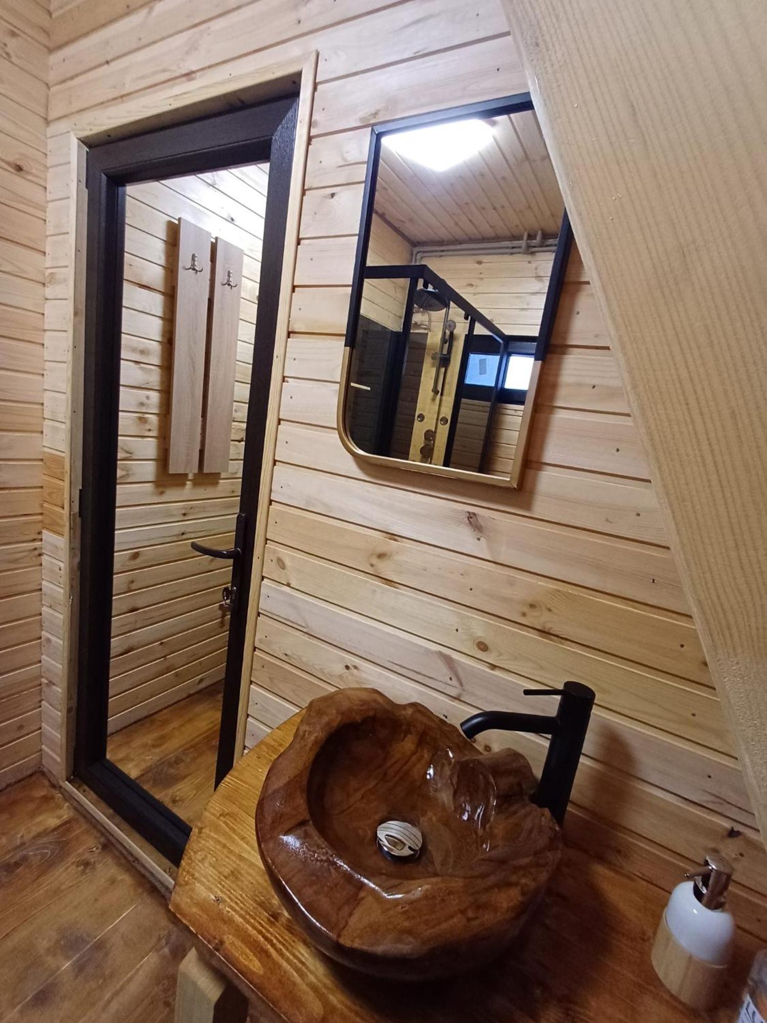 Cabana 365 Braşov Exteriör bild